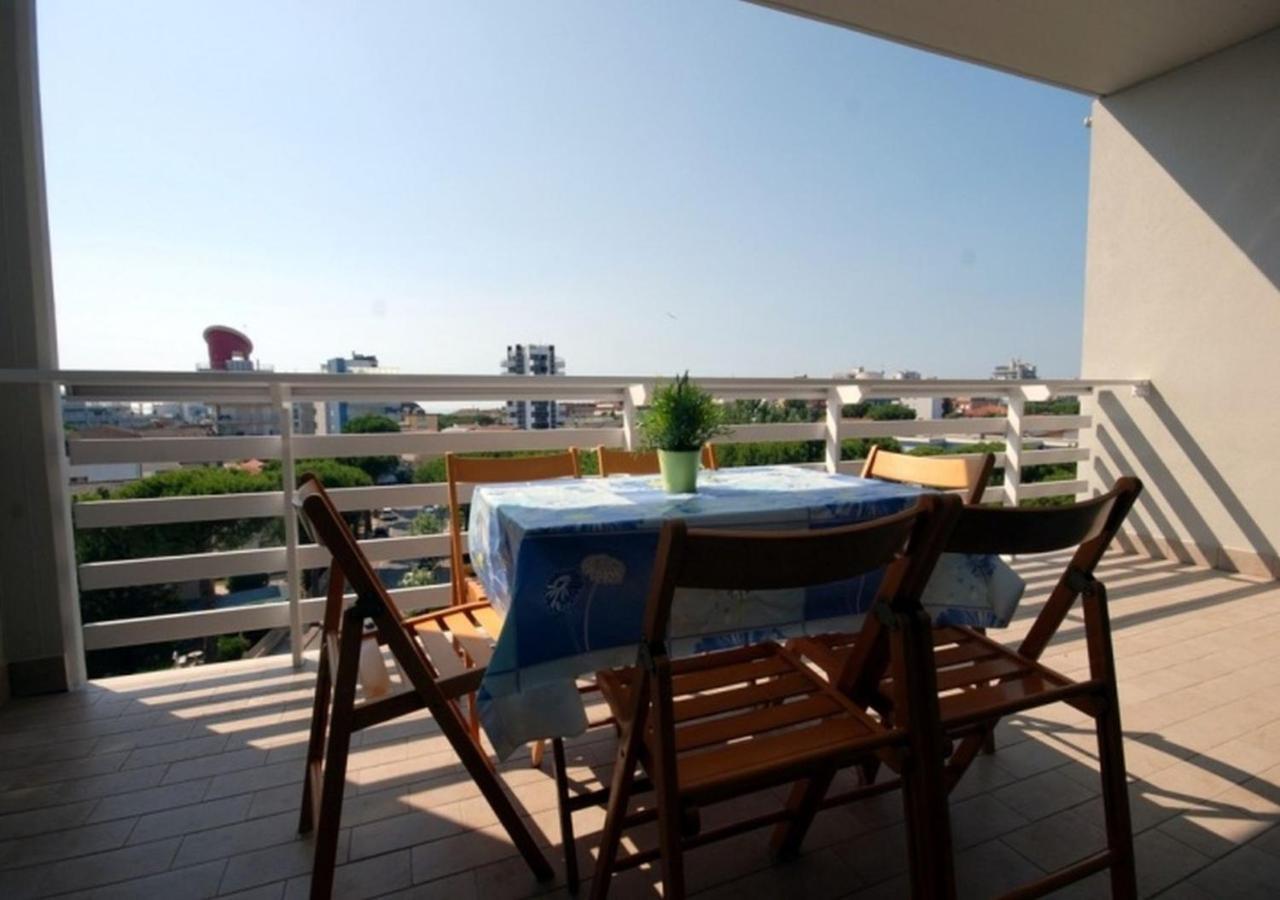 Residenza Olimpo Lignano Sabbiadoro Exterior foto
