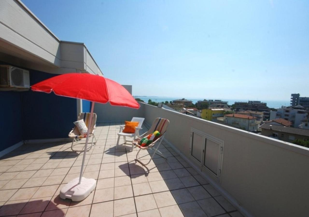 Residenza Olimpo Lignano Sabbiadoro Exterior foto