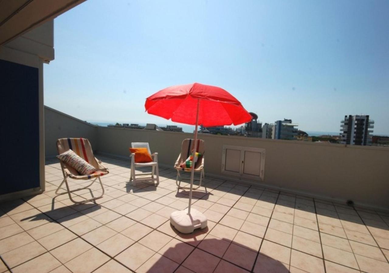 Residenza Olimpo Lignano Sabbiadoro Exterior foto
